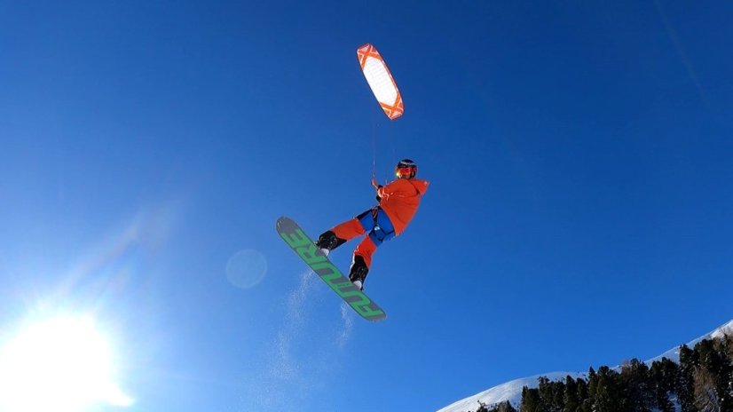 Kitech FRS V2 — Freeride komorový kite - Velikost: 15m2 verze ULTRALIGHT 27g