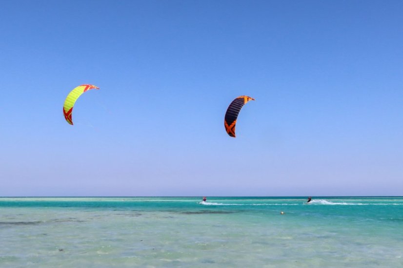 Kitech FRS V2 — Freeride komorový kite - Velikost: 15m2 verze ULTRALIGHT 27g
