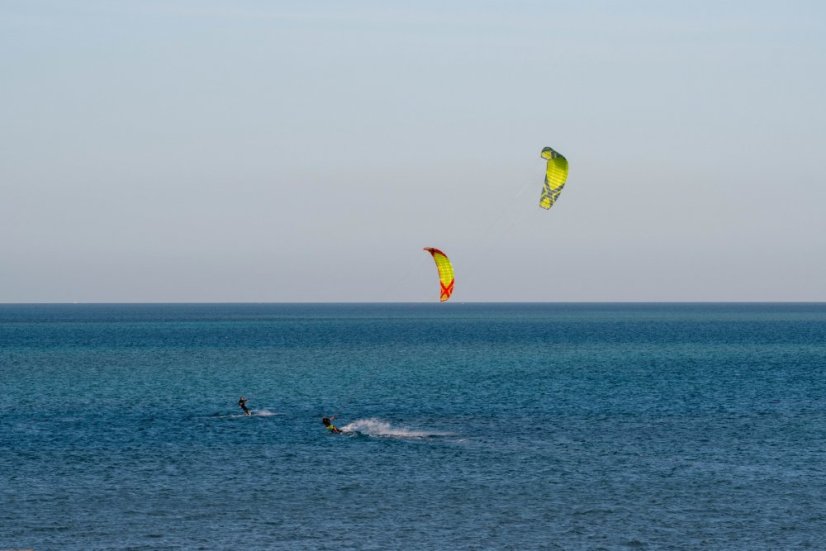 Kitech FRS V2 — Freeride komorový kite - Velikost: 15m2 verze ULTRALIGHT 27g
